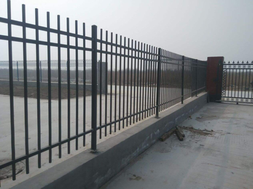 鐵藝護(hù)欄網(wǎng) 鐵藝護(hù)欄網(wǎng)